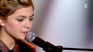 Louane chante Maman live  Une Nuit avec les Héros de la Santé [upl. by Teillo148]