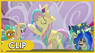 La obra quotUn Nuevo Día en Equestriaquot  MLP La Magia de la Amistad Español Latino [upl. by Eldrid7]