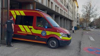 SelteneNeue Fahrzeuge Berufsfeuerwehr Basel Einsatzfahrt WASSERRETTUNG 2 Perspektiven [upl. by Nodnyl55]