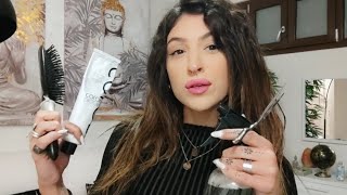 ASMR roleplay Parrucchiera di fiducia💇‍♀️VUOI UN CAMBIO DI LOOK ENTRA😮 Whispering mouth sounds [upl. by Aceber]