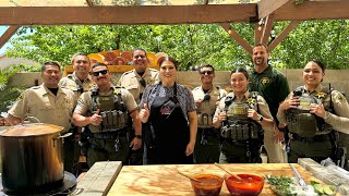 COCINANDO CON LOS SHERIFF’S DEL CONDADO DE FRESNO CA [upl. by Ola]