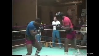 Mike Tyson vs Jimmy Clark  Sparring a pro 1983  Amateur Boxing [upl. by Froehlich502]