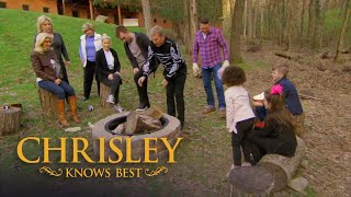 Chrisley Knows Best Season 6 Episode 10 Julie Tries To Light Todds Fire [upl. by Carper]