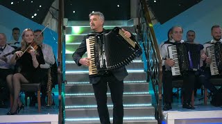 DRAGAN STOJKOVIĆ BOSANAC  Konjičko kolo  FESTIVAL NARODNE MUZIKE BIHAĆ 2021 [upl. by Devon]