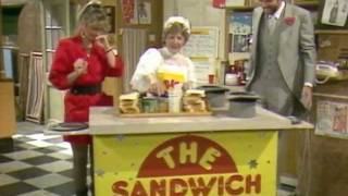 No 73 Series 5 Sandwich Quiz Montage TXN 1985 [upl. by Feltie]