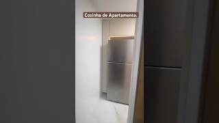 Cozinha planejada de Apartamento  Móveis planejados cozinha pequena [upl. by Hachman]