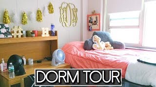 FRESHMAN COLLEGE DORM ROOM TOUR Bridgewater State University  Shea Durgin [upl. by Hareehat]