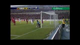 Golazo de Bryan Ruiz [upl. by Egroj673]