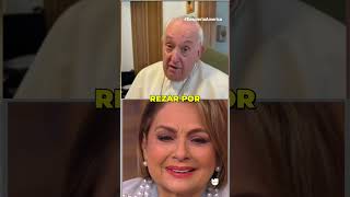 Sorprendemos a María Antonieta Collins con mensaje del papa Francisco  despiertaamerica [upl. by Panayiotis]