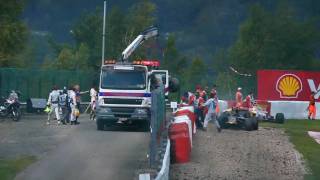 2009 Belgian Formula 1 GP first lap collision and aftermath [upl. by Ikaz]