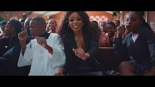 Dladla Mshunqisi Feat Sizwe MdlaloseAssiye Bongzin amp Dj Tira  Uphetheni Esandleni Music Video [upl. by Galateah309]