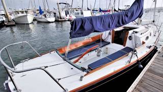 28 ALERION EXPRESS Offer by Ken Bertino Brokaw Yachts [upl. by Iturk]