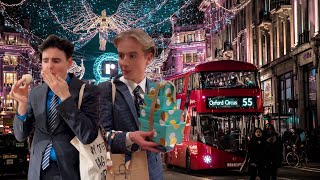 IT’S CHRISTMAS IN LONDON Visiting Hamleys and showing Fortnum amp Mason at Christmas time [upl. by Naimed]