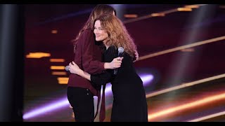 Marine Delterme émue par la surprise de Carla Bruni un joli duo pour les deux amies de longue date [upl. by Yert]