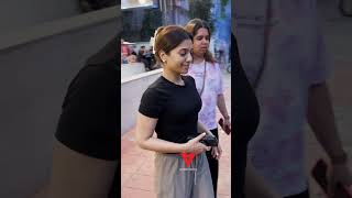 Bhumi Pednekar Sister Spotted At Bandra [upl. by Eynahpets]