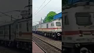 12339 HOWRAH JUNCTION DHANBAD JUNCTION COALFIELD EXPRESS SKIP AT DANKUNI JUNCTION [upl. by Oicnanev]