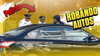 ROBANDO COCHES Me agarra la policia Broma [upl. by Enileqcaj]