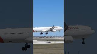 Iberia A330300 landing at Chicago O’hare airport shorts [upl. by Ris]