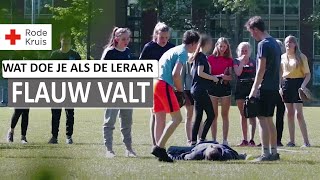 Leraar valt bewusteloos neer Hoe reageren de leerlingen  Als Het Kan Help Dan  Rode Kruis [upl. by Aleafar]