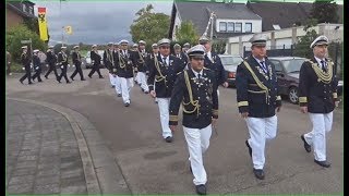 Schützenfest in Elfgen 2017 Aufmarsch zur Regimentsabnahme [upl. by Haduhey]