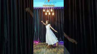 Meri zindagi mein  beautiful dance trndingshort manisha 🥰🥰😌 [upl. by Tobi]