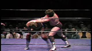 Tully Blanchard vs Mike Graham July 24 1981 Houston Wrestling [upl. by Srevart]