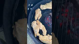 Best way to grill chicken breast with a beer grill chicken coors beer food [upl. by Goldi]