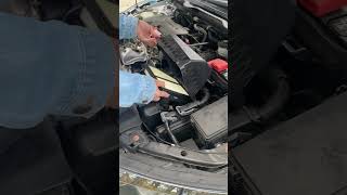 Replacing air filter on a 2016 Honda Civic carmaintenance carasmr hondacivic [upl. by Nraa]