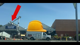 Workers on Scaffold Installing Lowes Sign Without Hard Hats – What Could Go Wrong [upl. by Kiah]