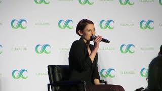 Chyler Sang to Us  ClexaCon 2018 [upl. by Okubo]