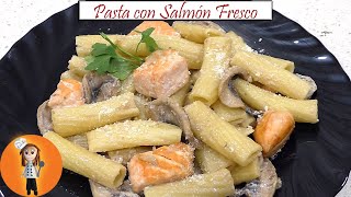 Pasta con Salmón Fresco  Receta de Cocina en Familia [upl. by Ggerk]