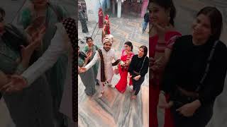 Bratiyo ka dance dekh kr gori darwaja nhi kholegi wedding groom dineshprajapati [upl. by Octavla]