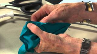 How To Sew Perfect Corners with Linda Lee [upl. by Sirromed]