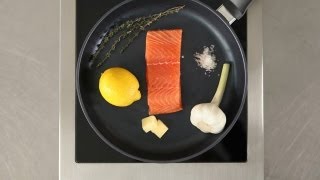 Lachs richtig braten  Die Fischexperten von Deutsche See machens vor [upl. by Vittorio]