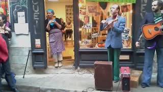 Les Frères Jacquard chantent quotHotel Bleuquot Cover Chris Isaak [upl. by Hoffarth]