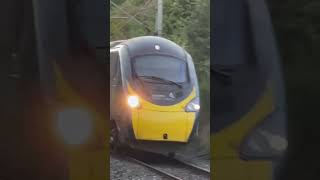 Avanti zooms through Berkswell station towards Coventry September 24 [upl. by Seen]