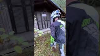 Découverte d’un chalet abandonné en pleine montagne 😨 À ton avis que s’estil passé après  😳 [upl. by Cai57]