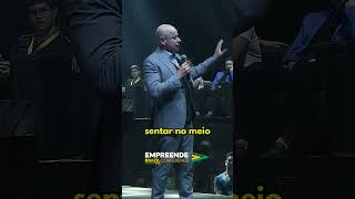 LEANDRO KARNAL sobre RENÚNCIAS MATERIAIS [upl. by Neill]