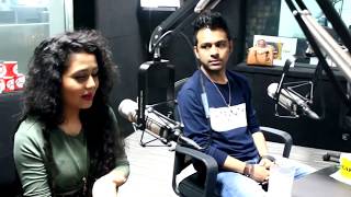 NEHA KAKKAR  YO YO HONEY SINGH IS DIFFERENT FROM OTHER MUSIC DIRECTORS BY RAAJ JONES [upl. by Cook43]