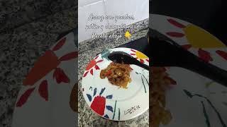 Arroz fácil 🥘 con gambas potón y champiñones shortsyoutube food comidasrapidasyfacilesdehacer [upl. by Eade]