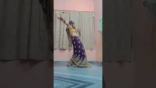 Gore badan per yaar kurti Kasi Kasi bollywood song music hindisong love [upl. by Ajna74]