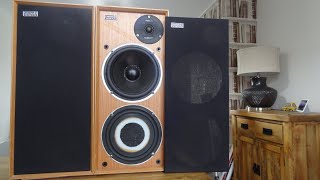 Celestion Ditton 15XR Speaker Review Vintage HiFi Audio Ditton 15 [upl. by Swirsky]