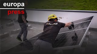 El 22 de los propietarios tiene placas solares en su vivienda o ha iniciado el proceso [upl. by Liw506]