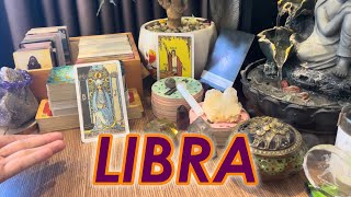 LIBRA ♎ ESSA PESSOA VAI TE PROPOR UM COMPROMISSO SÉRIO Vêm novidades por aí [upl. by Elohc]