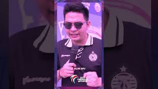 JAKANGEL PERSIJA Ibu Ibu Yang Satu Ini Semangat Banget Mau Nonton Idolanya jamespurba [upl. by Geri]