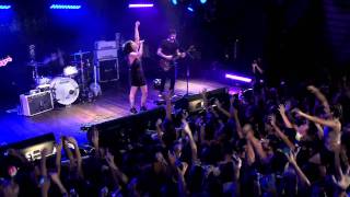 Pitty  Desconstruindo Amélia Ao Vivo [upl. by Nosneb]