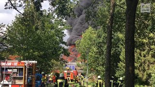 Großeinsatz in Westerstede Feuer nach Schwelbrand in Tennishalle [upl. by Rednaxela]