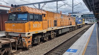 280924 1829 passing Lidcombe [upl. by Miculek713]