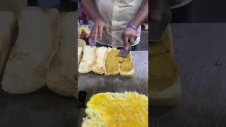 streetfood andaywalaburger andashamiburger food indianstreetfood andewalaburger foodie [upl. by Halfon]