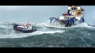 Bewakingsschip Driva stuurloos tijdens Noordwesterstorm [upl. by Htebiram208]